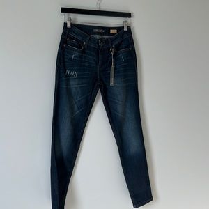 NWT Level 99 Sienna -Tomboy Jeans - Relaxed Fit